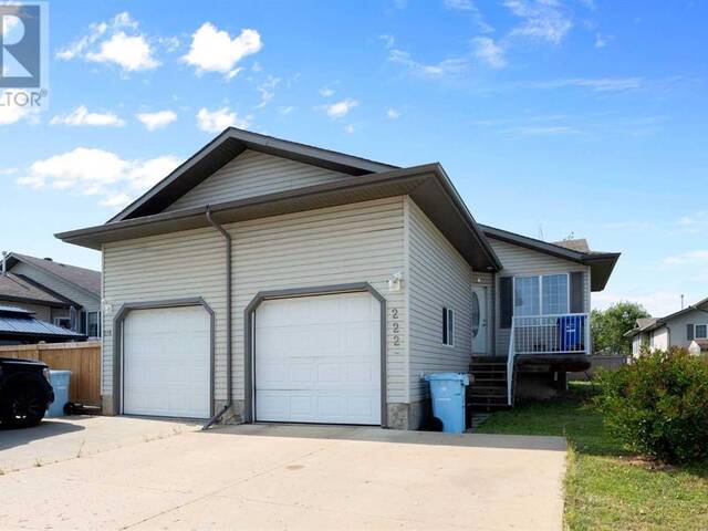 222 Carteret Drive Fort McMurray