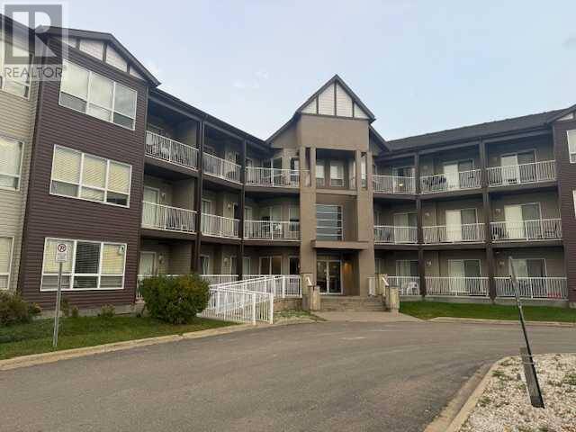 207, 290 Plamondon Drive Fort McMurray