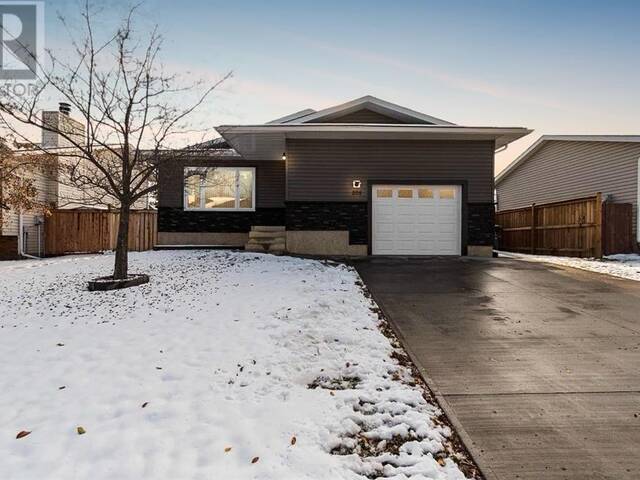 205 Leigh Crescent Fort McMurray