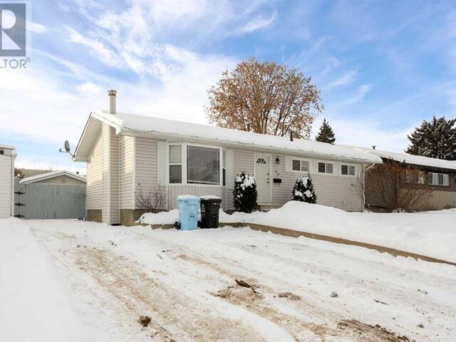 33 Fitzgerald Avenue Fort McMurray