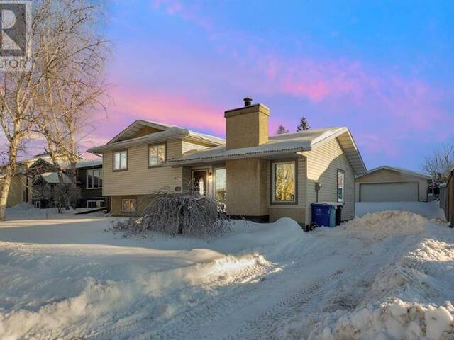 204 Cardinal Drive Fort McMurray