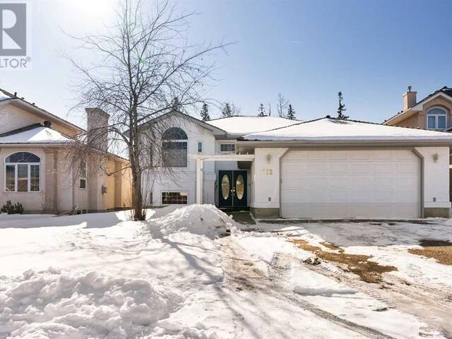 312 Burton Place Fort McMurray