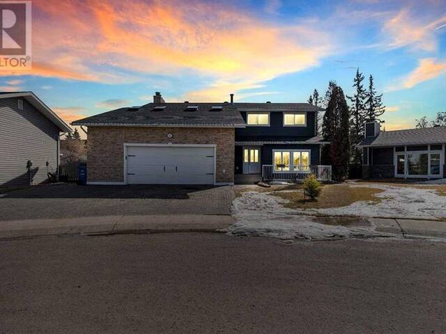 149 Whiteoak Garden Fort McMurray