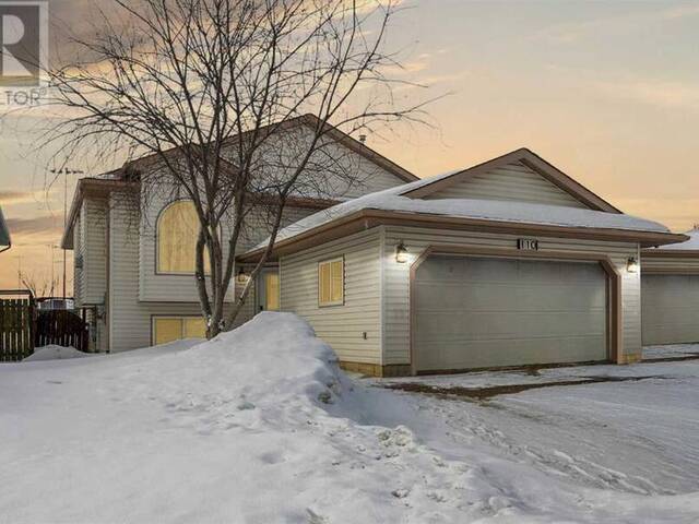 110 Chandler Bay Fort McMurray