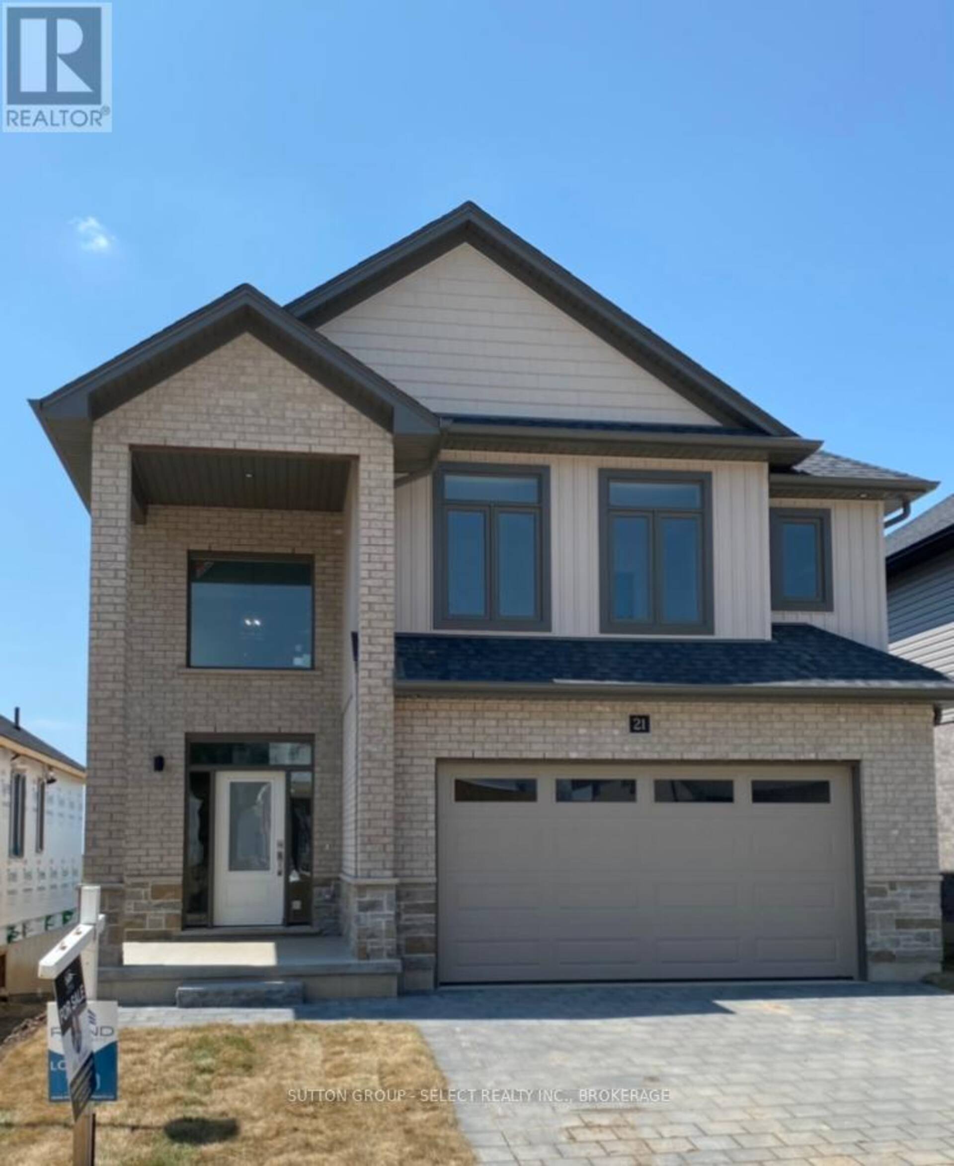 21 - 7966 FALLON DRIVE Lucan Biddulph