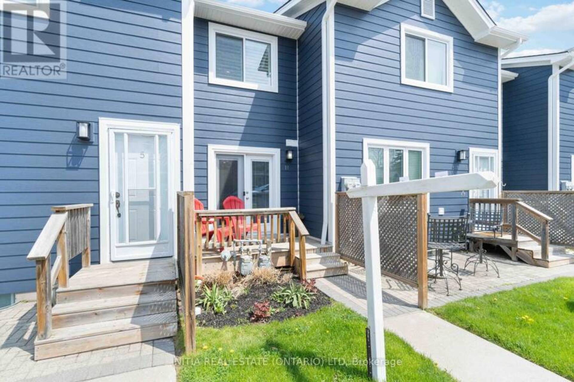 11 - 5 RIVER ROAD Lambton Shores