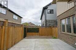 47 - 3560 SINGLETON AVENUE London