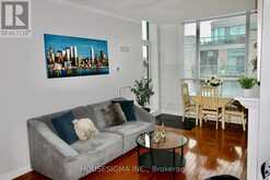 423 - 35 BOARDWALK DRIVE Toronto