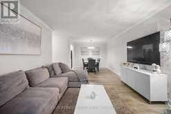 315 - 735 DEVERON CRESCENT London