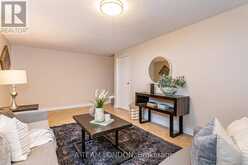 38 - 355 SANDRINGHAM CRESCENT London