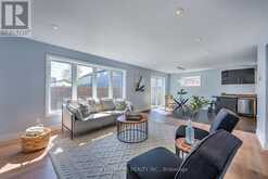 18 - 3560 SINGLETON AVENUE London