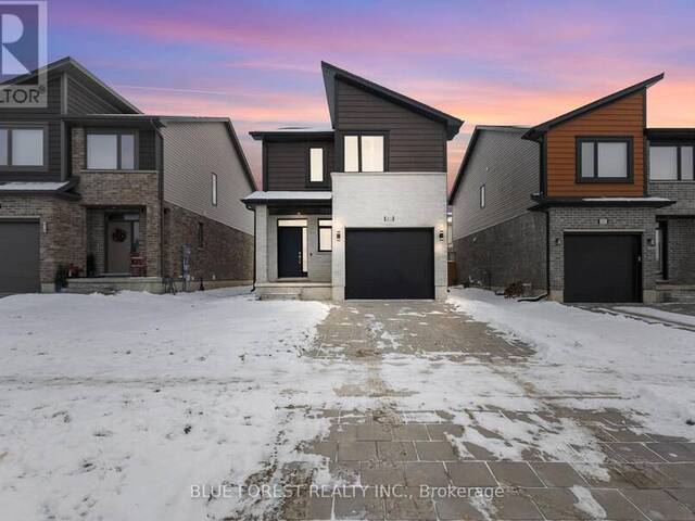 2014 CLAYRIDGE WAY London Ontario