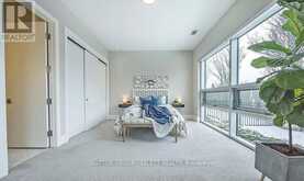 100 - 1705 FIDDLEHEAD PLACE London