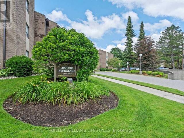 116 - 300 EVERGLADE CRESCENT London Ontario