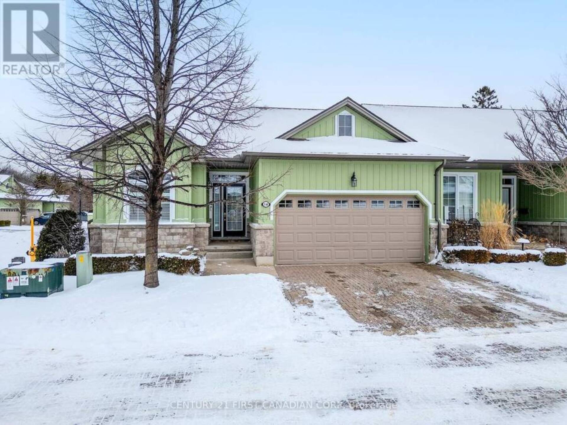 14 OAKWOOD LINKS LANE Lambton Shores