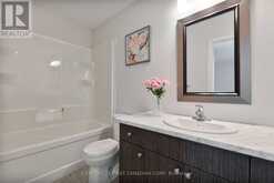 62 - 2070 MEADOWGATE BLVD London