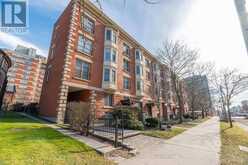 204 - 460 WELLINGTON STREET S London