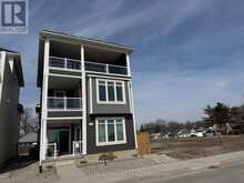 15 - 355 EDITH CAVELL BOULEVARD Central Elgin