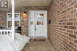 40 DEVON DRIVE South Huron