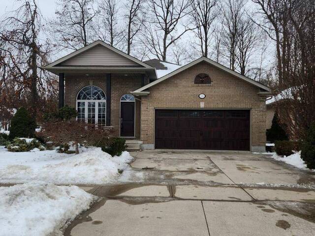 120 RIDGE STREET Strathroy-Caradoc Ontario