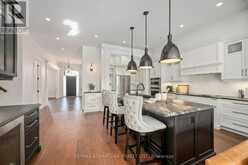 6 - 2215 CALLINGHAM DRIVE London