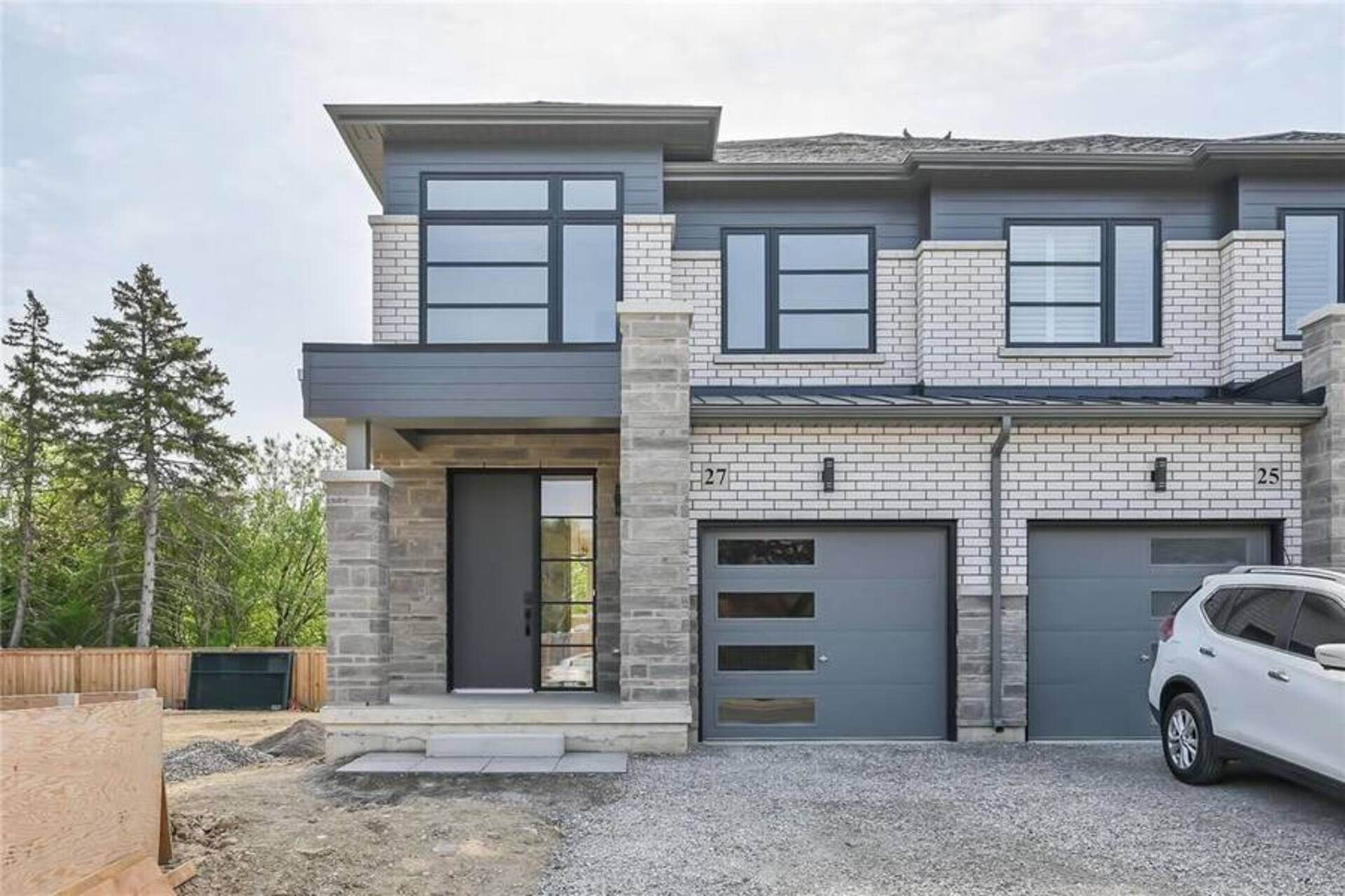 27 Kingfisher Drive Hamilton