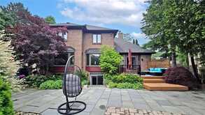 9 GOLFDALE Place Ancaster