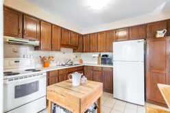 3125 Pinemeadow Drive|Unit #5 Burlington