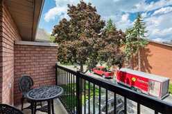 3125 Pinemeadow Drive|Unit #5 Burlington