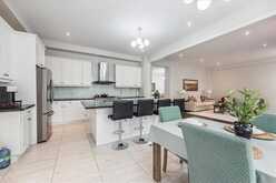 912 Forest Creek Court Kitchener