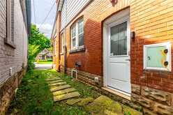 33 CLINE Avenue S Hamilton