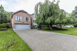 203 BLUEBELL Crescent Ancaster