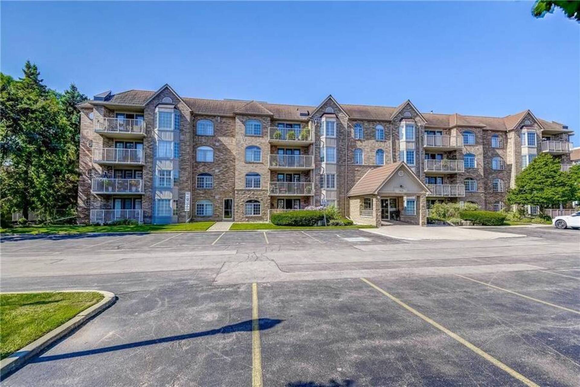 216 Plains Road W|Unit #403B Burlington