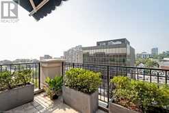 445 ELIZABETH Street Unit# PH1 Burlington