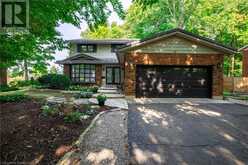 16 CAMROSE Drive Brantford