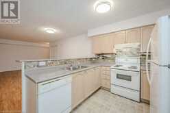 1450 BISHOPS Gate Unit# 101 Oakville