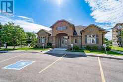 1450 BISHOPS Gate Unit# 101 Oakville