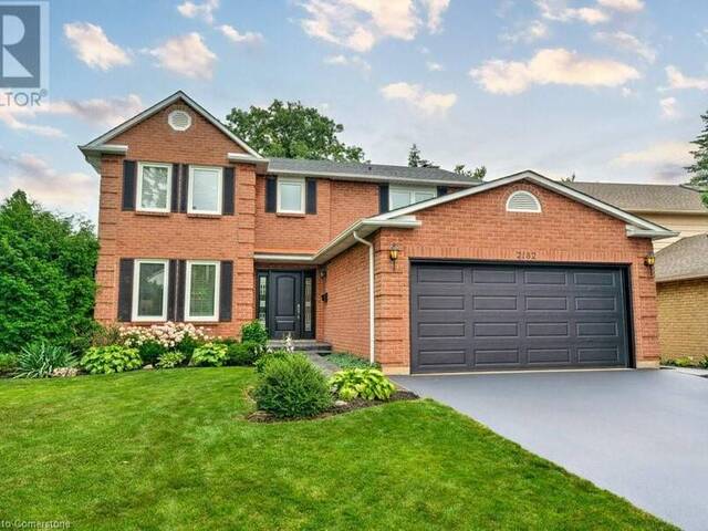 2182 MAPLEWOOD Drive Burlington Ontario