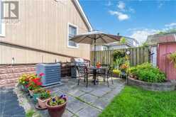 28 WALTER Avenue S Hamilton