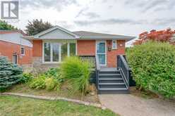 16 WILDEWOOD Avenue Hamilton