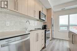 121 #8 Highway Unit# 416 Stoney Creek