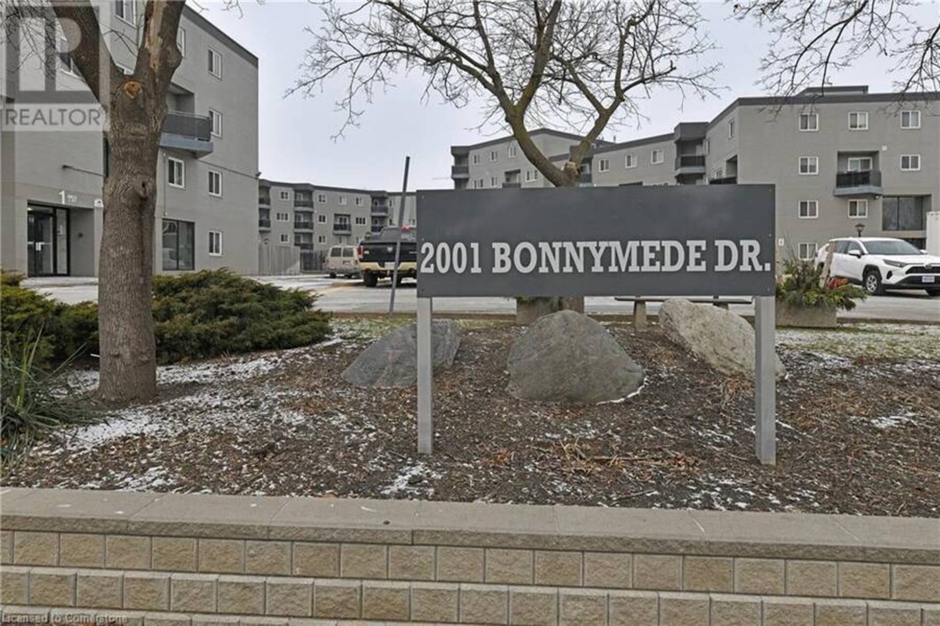 2001 BONNYMEDE Drive Unit# 140 Mississauga