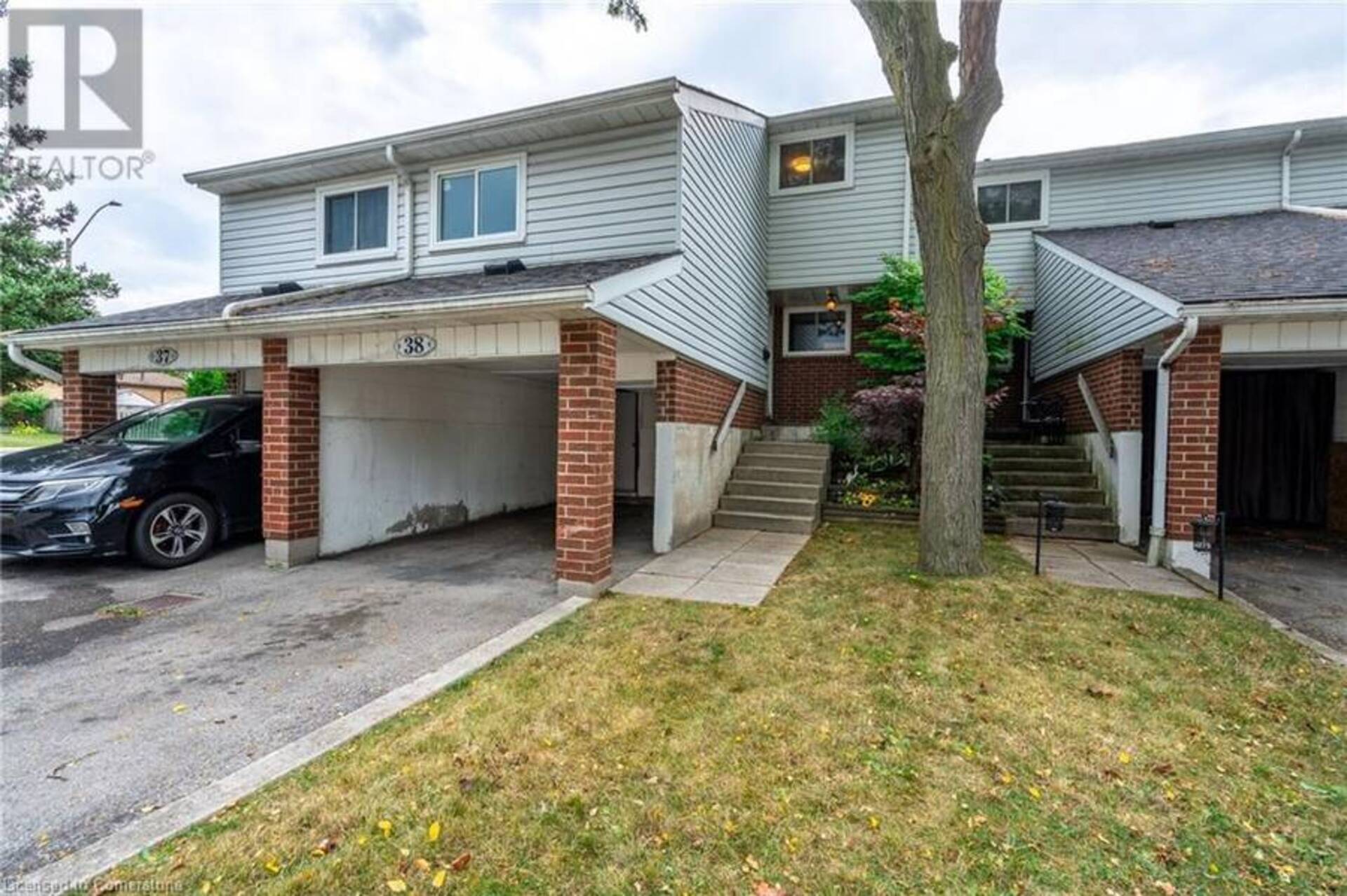 890 LIMERIDGE Road E Unit# 38 Hamilton