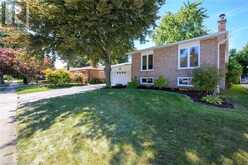 23 NISKA Drive Waterdown