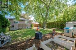 23 NISKA Drive Waterdown