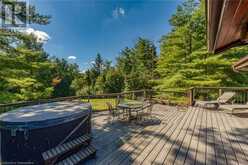 8281 CHIPPEWA Road E Hamilton