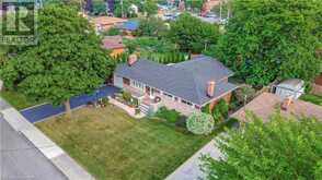 32 OLD ORCHARD Drive Hamilton