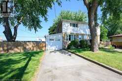 2439 BARCLAY Road Burlington