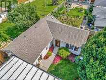 135 WELBOURN Drive Hamilton