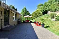 77 HILL CREST Ancaster